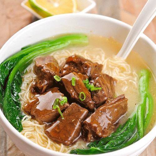 红烧牛腩面 Braised Beef Brisket Noodle Soup
